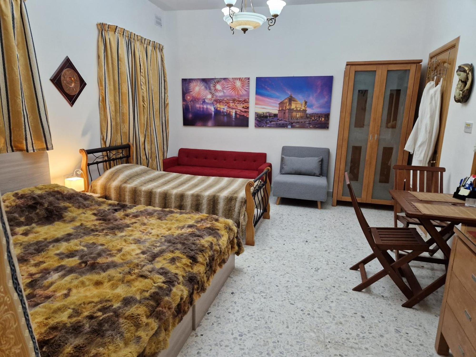 Saracini'S Homestay Attard Zewnętrze zdjęcie