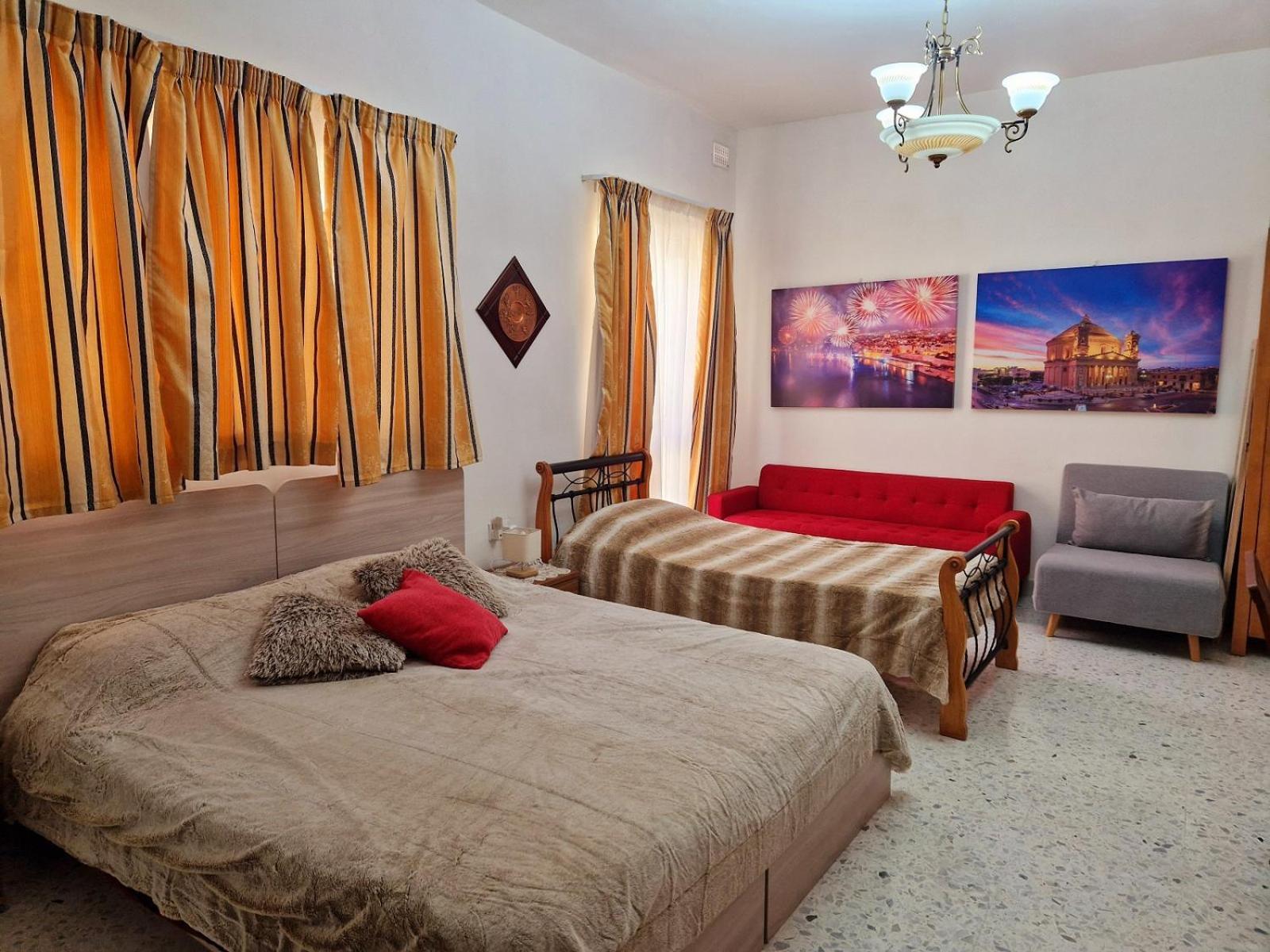 Saracini'S Homestay Attard Zewnętrze zdjęcie