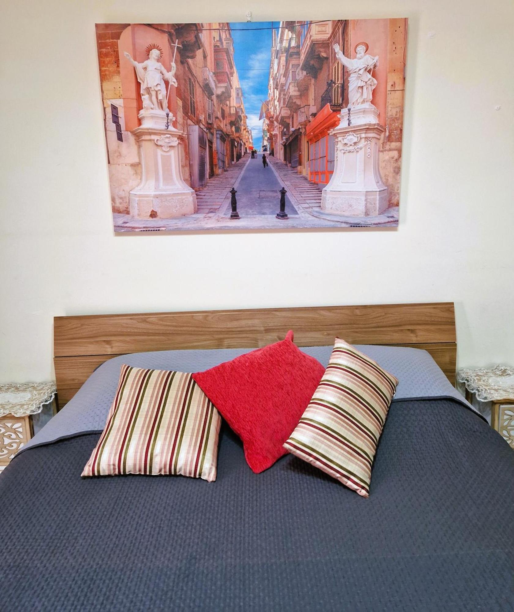 Saracini'S Homestay Attard Zewnętrze zdjęcie